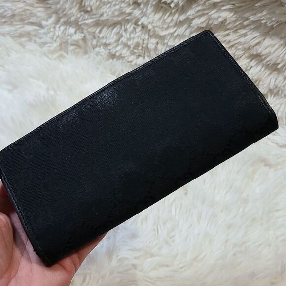 💯 Authentic Gucci Wallet 🍀 - Picture 12 of 12
